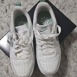 Nike White and Mint Green Athletic Shoes